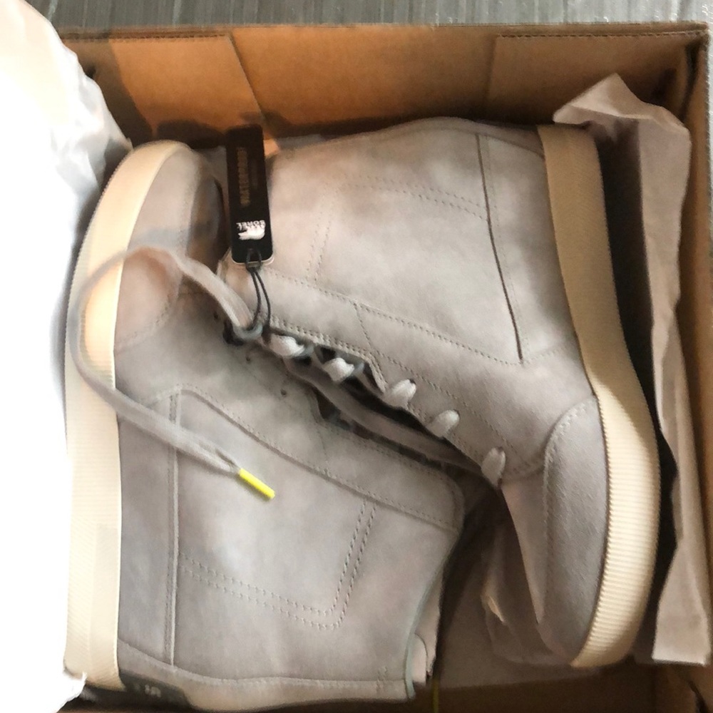 Sorel new wedge suede boot gray 9.5